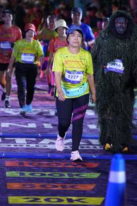 BIB: 3749, 3227, 100, 966
                            <button type="button" onclick="openModal(26228548)" class="btn btn-primary btn-sm float-right btn-popup" data-toggle="modal" data-target=".modal-high-quality">
                        <i class="fas fa-shopping-cart"></i> Add to Cart
                    </button>
                                            <button type="button" onclick="isThisMe(26228548, true)" class="btn btn-success btn-sm float-right btn-popup btn-isme hidden" data-toggle="tooltip" data-placement="bottom" title="นี่คือรูปของคุณใช่ไหม คลิกที่นี่เพื่อเอาเข้าอัลบั้ม">
                        <i class="fas fa-plus"></i> Add to album
                    </button>
                    <button type="button" onclick="isThisMe(26228548, false)" class="btn btn-warning btn-sm float-right btn-popup btn-isnotme hidden">
                        <i class="fas fa-ban"></i> Remove from album
                    </button>